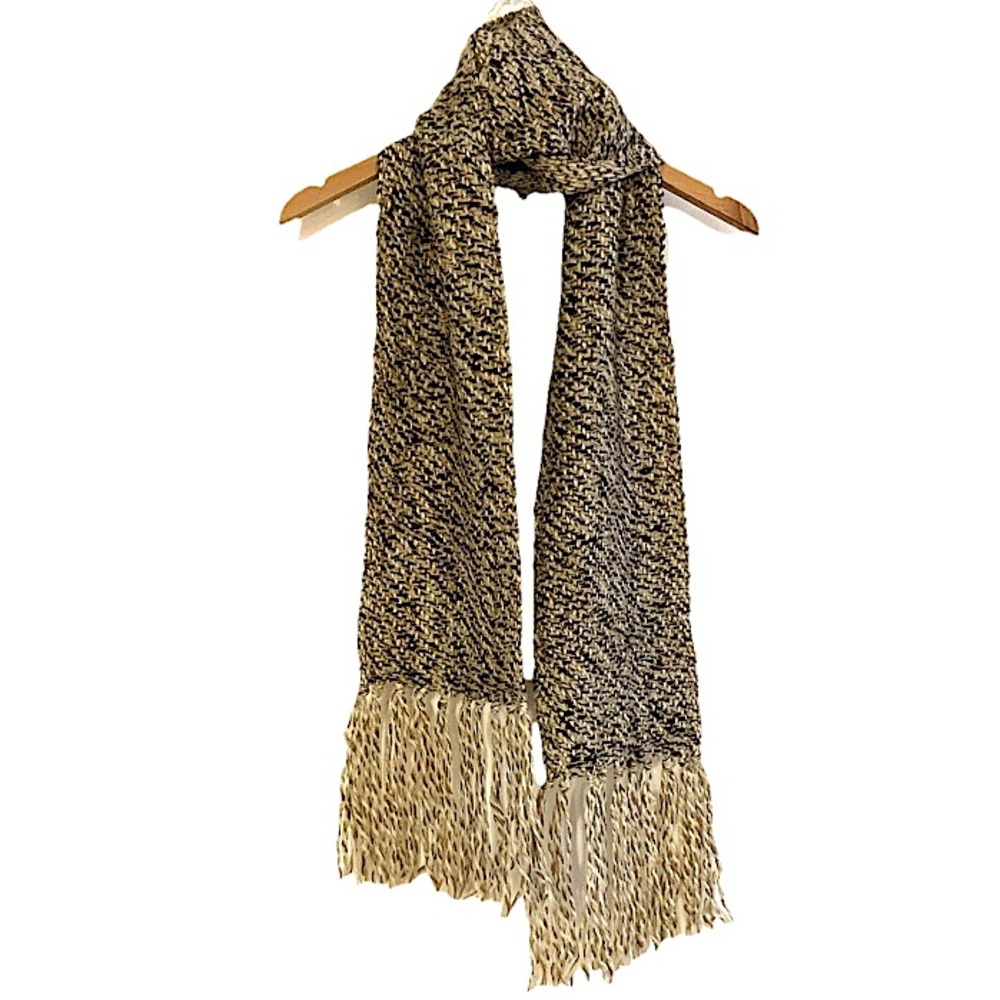 Banana Republic- Tan and Cream Woven Scarf w Fringe!